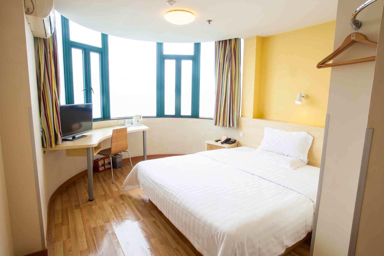 7Days Inn Shenzhen Long Hua Номер фото